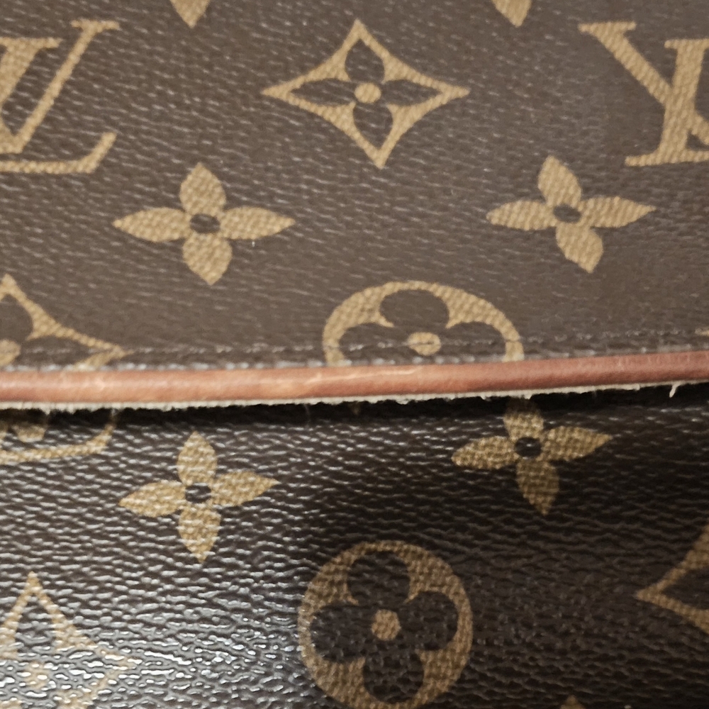 LOUIS VUITTON GM TWIN POCHETTE W/COA!! - Picture 6 of 7